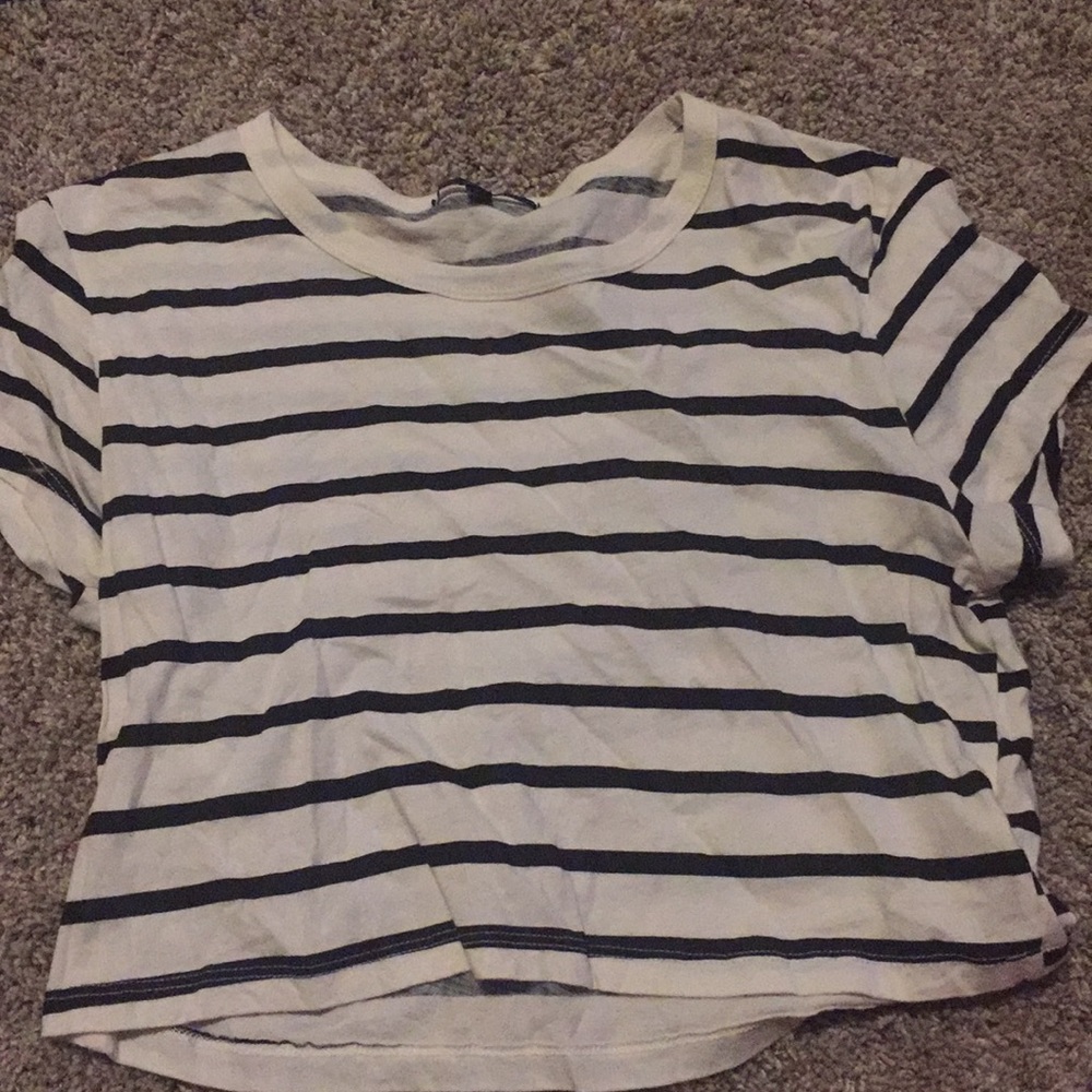 Black and white crop top